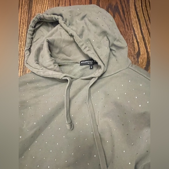Generation love rhinestone sweatsuit includes sweatpants and hoodie. Size medium - Picture 4 of 6